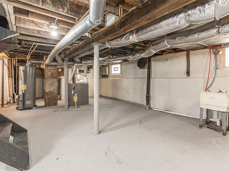 399 Brooks Ave — Photo 17