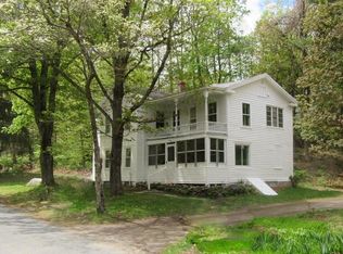 22 Water St, Granville, MA 01034
