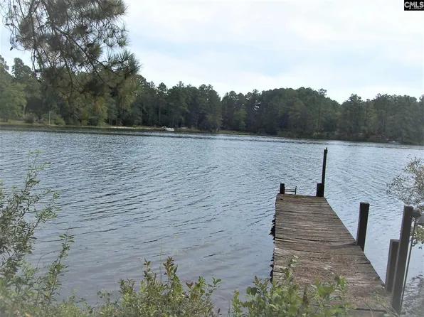 833 Edisto Lake Rd, Wagener, SC 29164