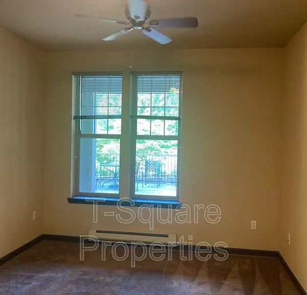 9505 NE 180th St #102 — Photo 7