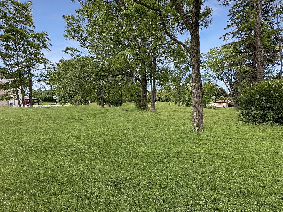 1st image of 10820 W BRADLEY ROAD