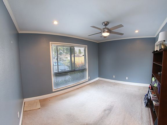 3rd image of 7840 E Ring St