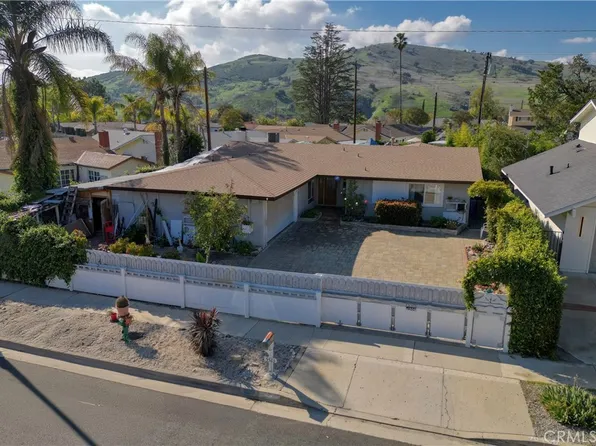 5523 Parkmor Rd, Calabasas, CA 91302