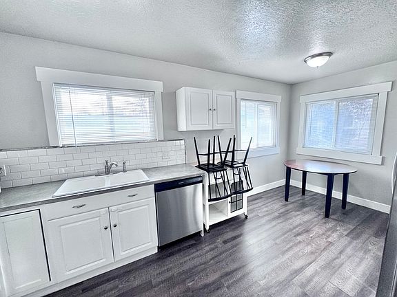 5th image of 82 S 200 Emain Floor Springville