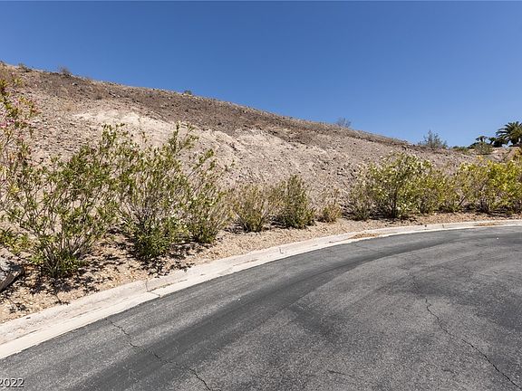 3rd image of 991 Feather Haven Ct