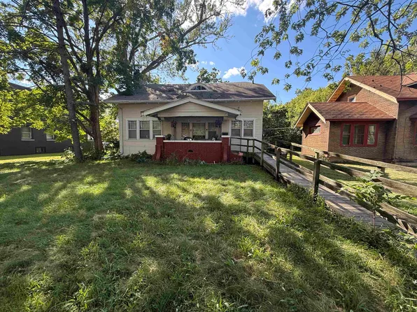 2019 S 5th St, Rockford, IL 61104