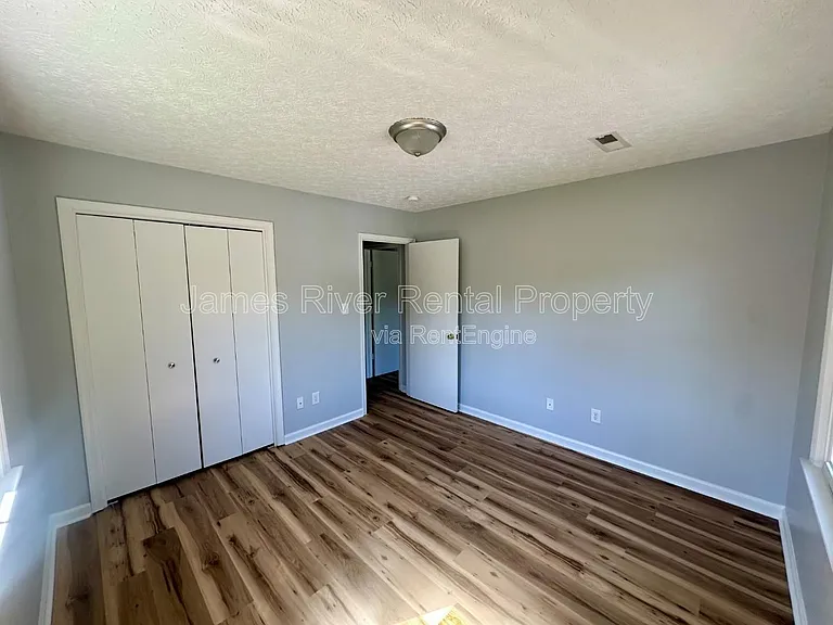 105 Daniel St #C — Photo 9