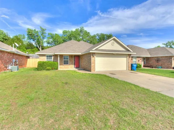 2118 Bradford Cir, Newcastle, OK 73065