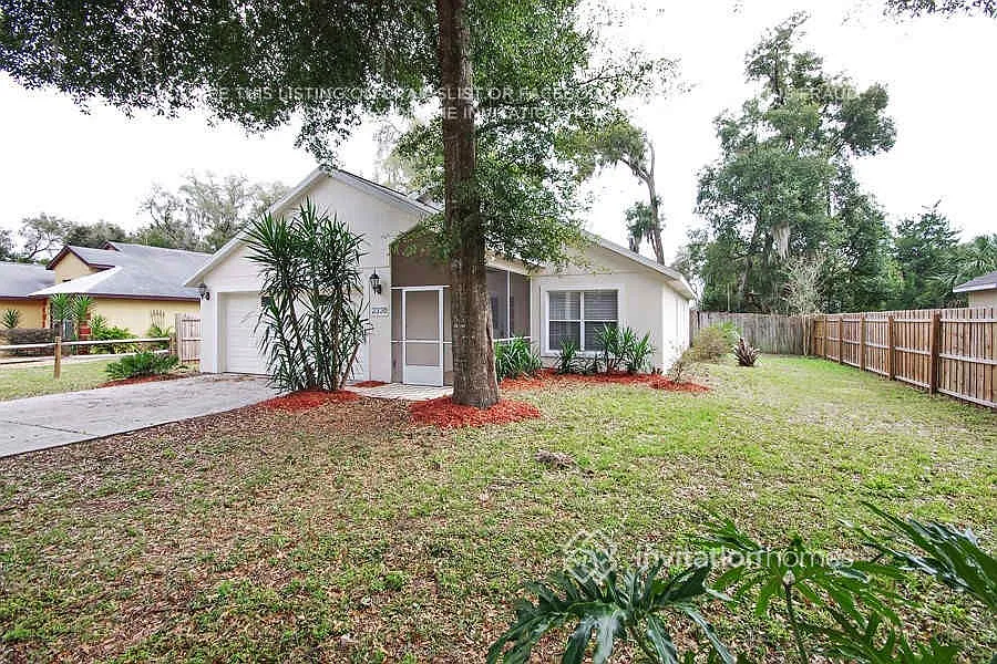 2336 South Ave Leesburg, FL 34748 — Photo 2