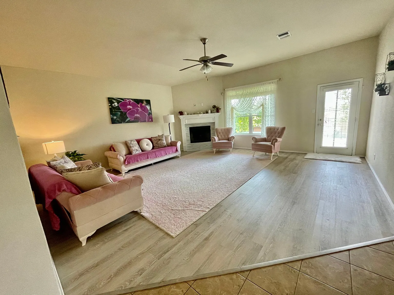 4 bed, 2.5 bath, 2265 sqft, $2,300 — Photo 2