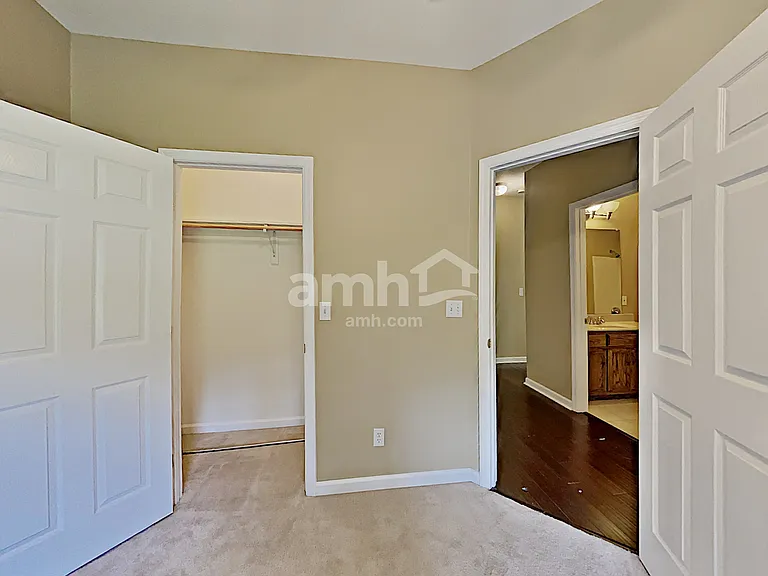 1001 High Ridge Dr — Photo 14