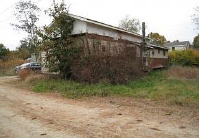 2nd image of 87 Old Dover Point Rd