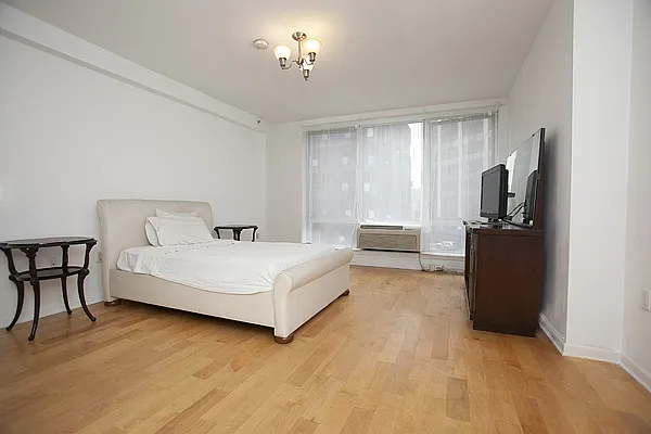 Sold by Nest Seekers International | media 1