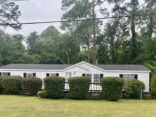 108 S College St, Sparks, GA 31647