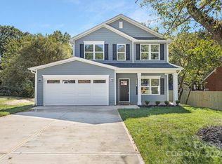 3840 Lake Rd, Charlotte, NC 28269