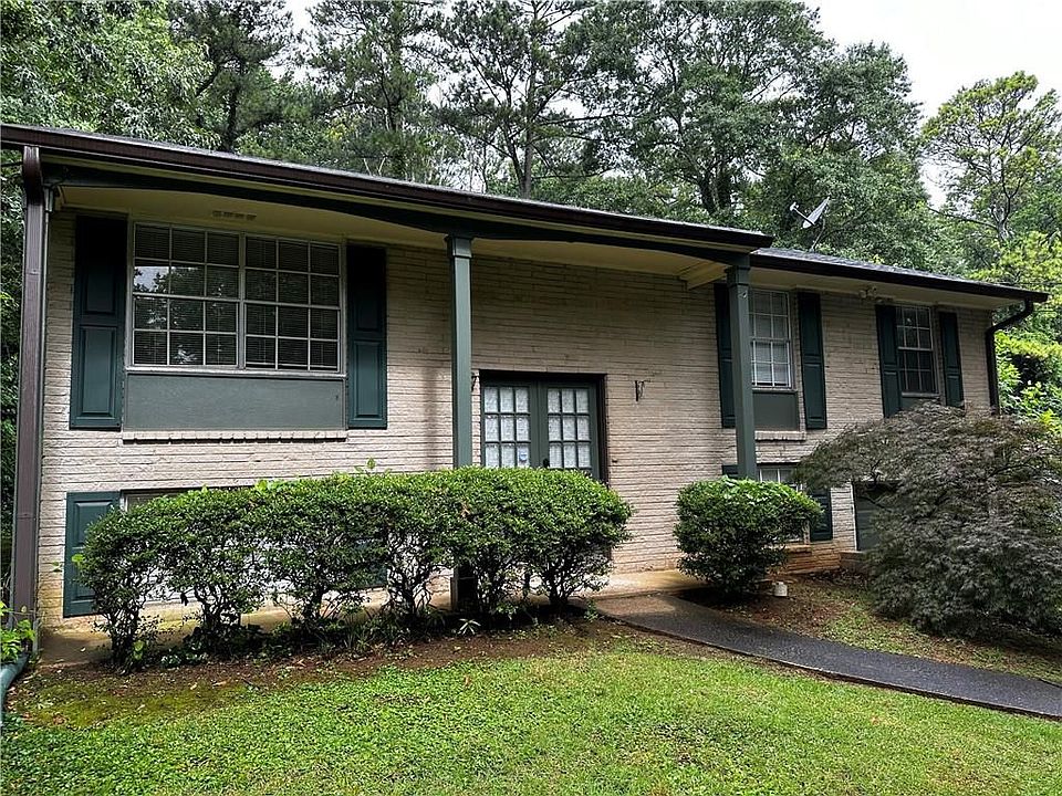 1st image of 2652 Rolling View Dr SE