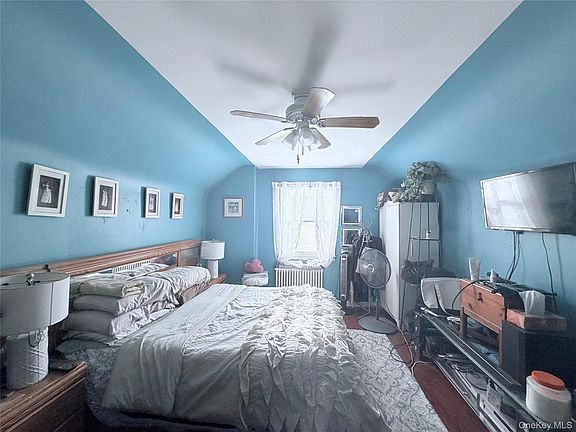 5th image of 272 Jefferson Avenue