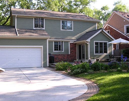 2nd image of 10702 Hart Ave