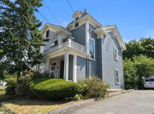 8 Sagamore St, Lynn, MA 01902