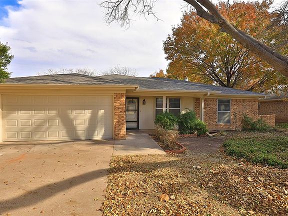 3rd image of 4809 Stonecrest Ct