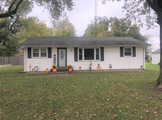 1211 E 4th Street Rd, Seymour, IN 47274