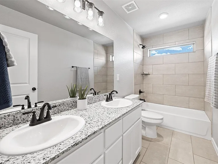 746 Meiomi Dr — Photo 21
