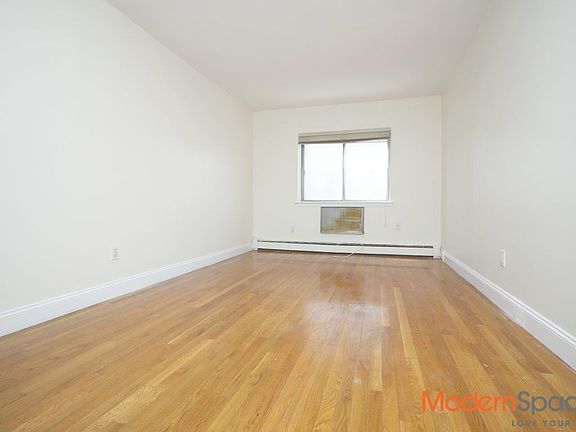3rd image of 3072 29th St APT 5