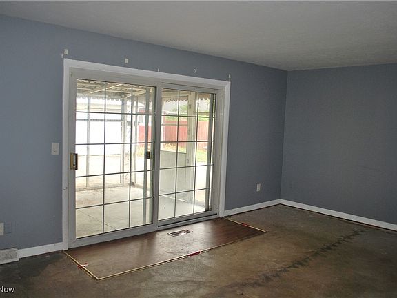 4th image of 174 Warden Ave