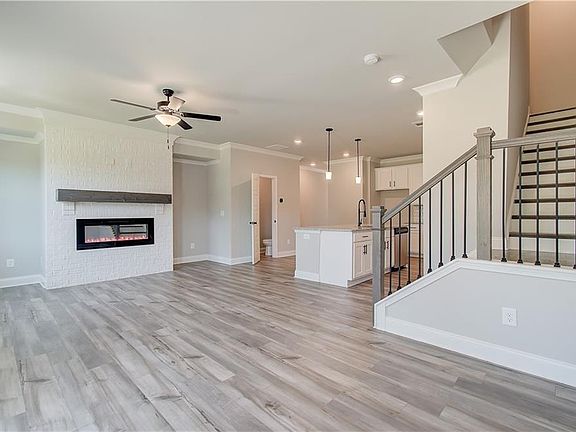 2nd image of 4657 Cypress Park Dr #125