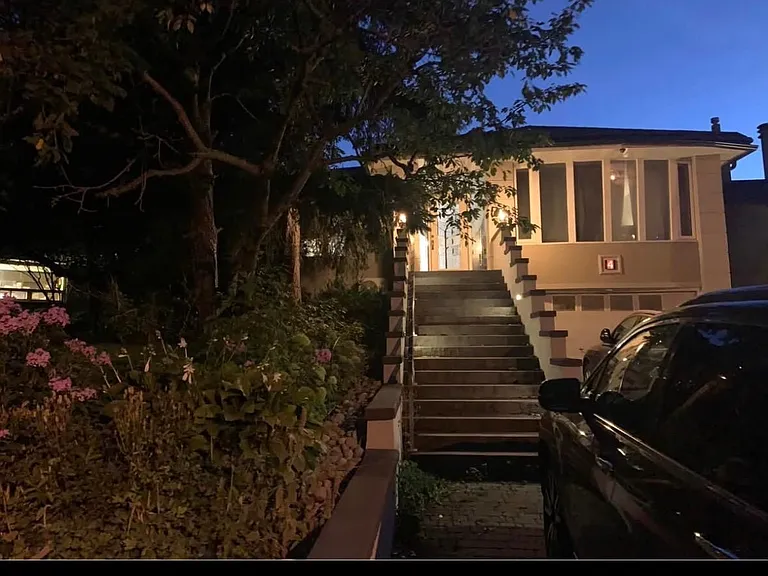 4 Hyfan Ct #LOWER — Photo 11