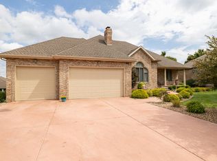 1402 N Cooper Blvd, Springfield, MO 65802