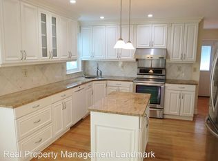 32 Alder Dr, Kings Park, NY 11754