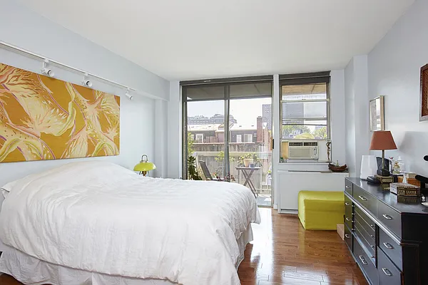 Rented by Brown Harris Stevens | media 13