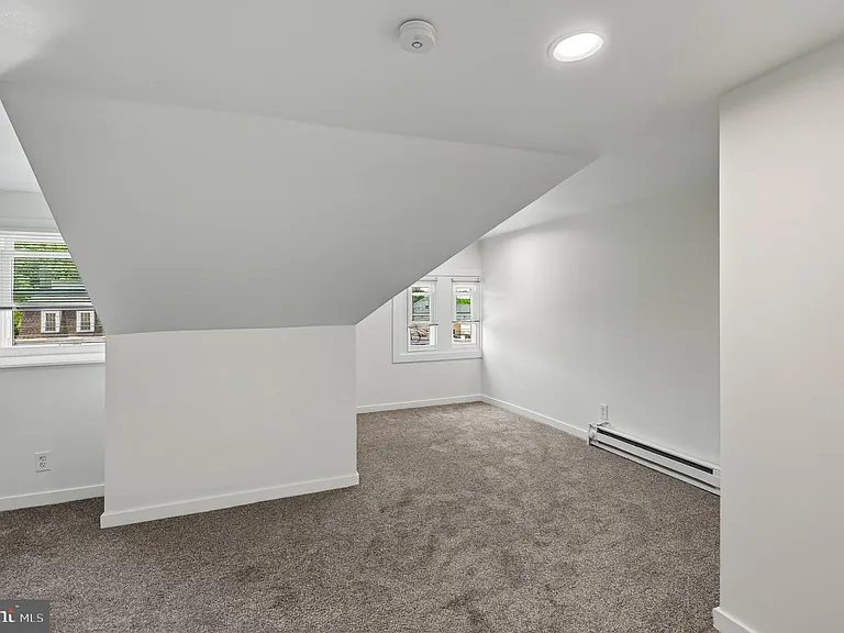 445 E Main St #2 — Photo 13