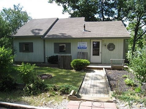 1st image of 2547 Lakeview Dr