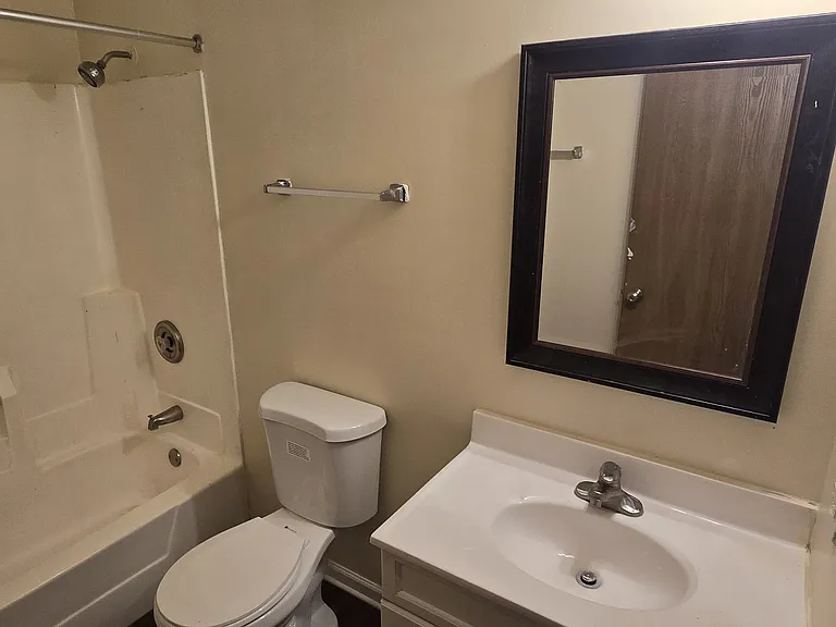14808 Kenton Ave #3B — Photo 23