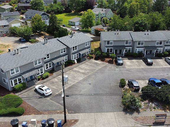 2nd image of 8424 8428 6th Avenue