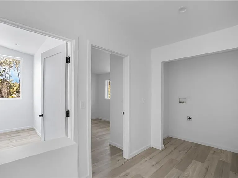 20538 Enadia Way — Photo 5