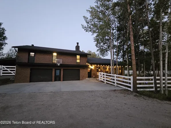 559 Moose St, Pinedale, WY 82941