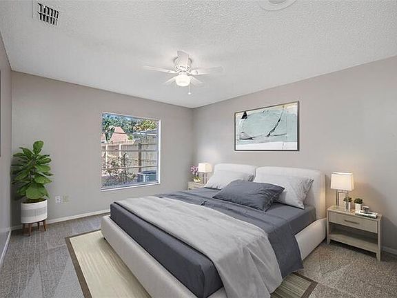 5th image of 16207 Copperfield Dr