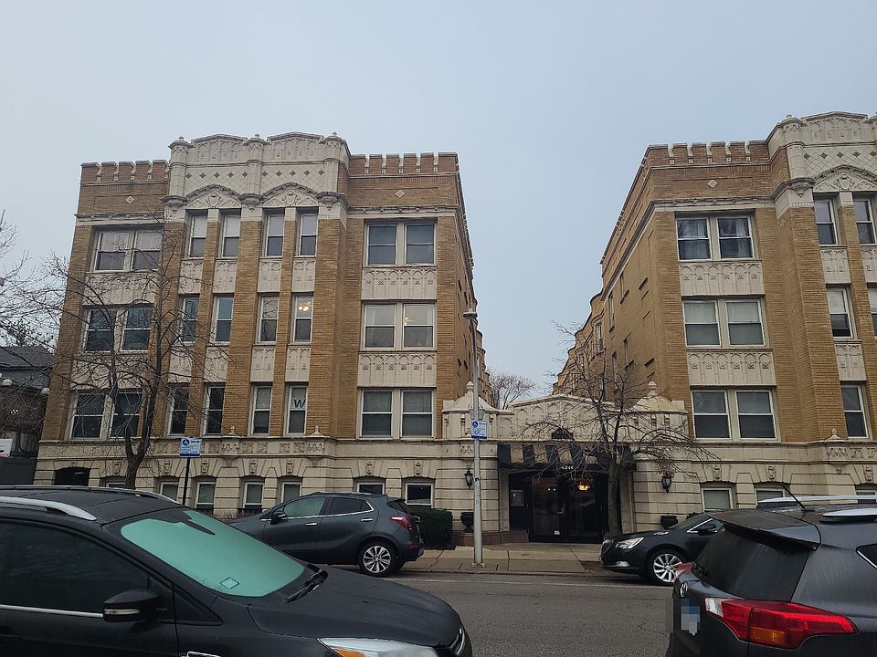 1st image of 4240 N Clarendon Ave APT 408S