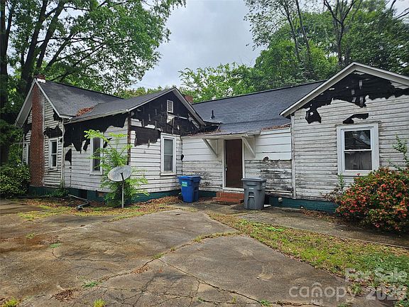 4th image of 315 North St