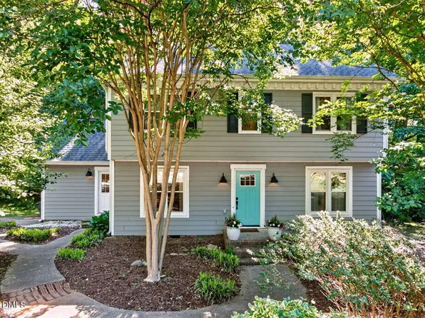 6004 Tarnhour Ct, Raleigh, NC 27612