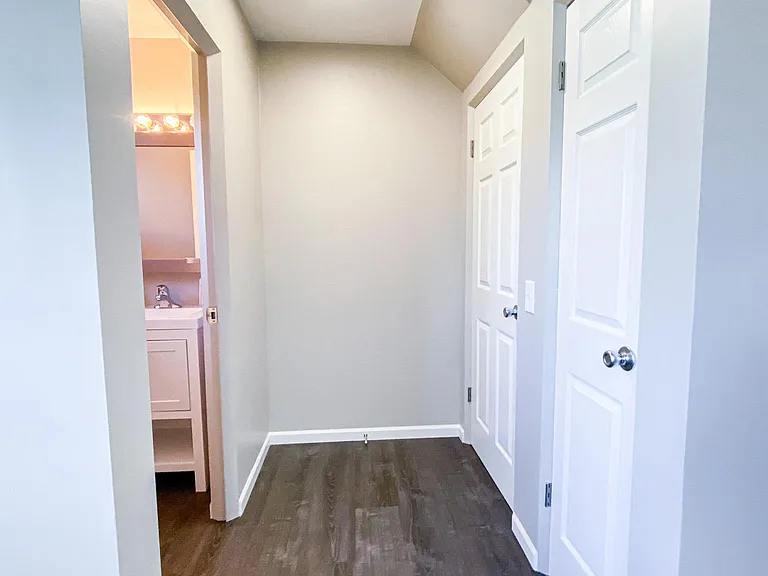 1108 Catalpa Cir — Photo 6