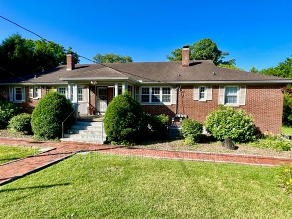 4624 New Harmony Rd #D