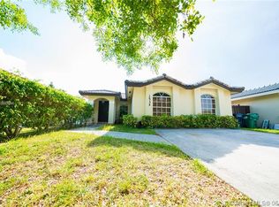 15734 SW 138th Pl, Miami, FL 33177