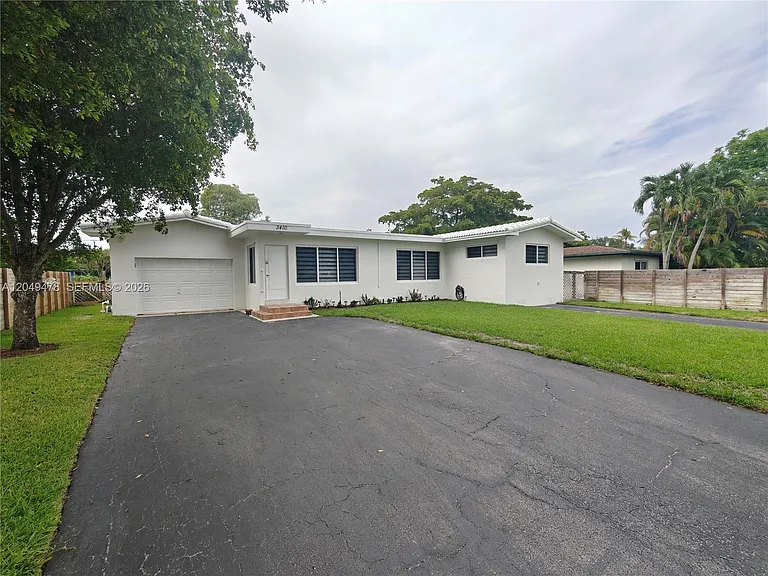 3410 Cleveland St — Photo 3