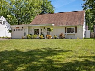 4890 Beachwood Dr, Sheffield Lake, OH 44054