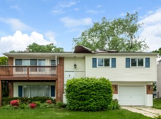 203 Green Ridge Rd, Voorhees, NJ 08043