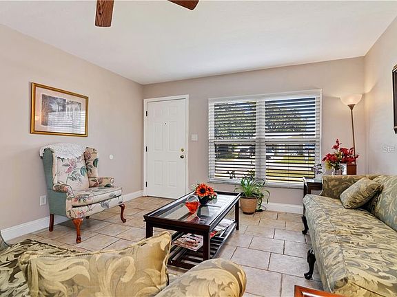 4th image of 518 Owl Cir